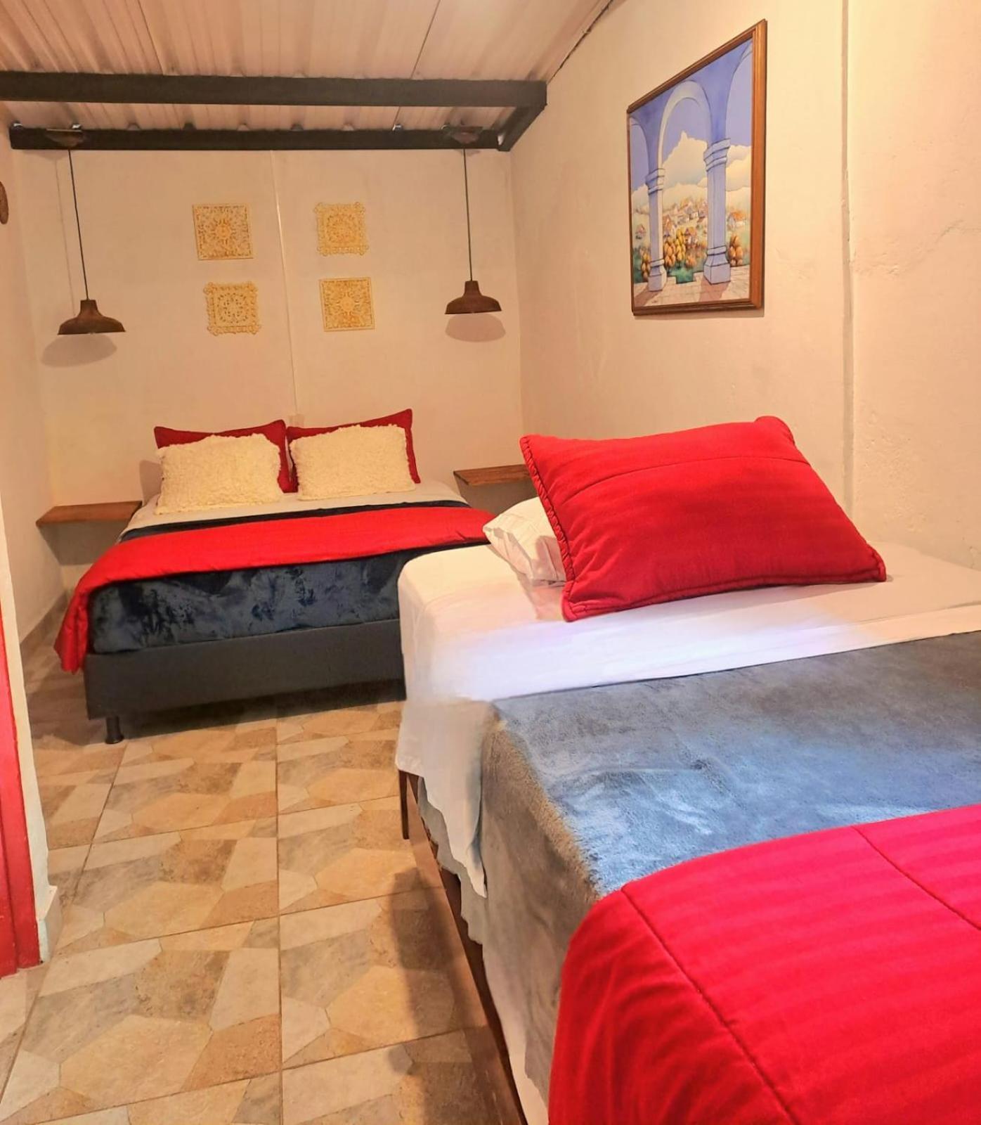 גוארנה Hotel Marrokos Aeropuerto Jose Maria Cordova מראה חיצוני תמונה